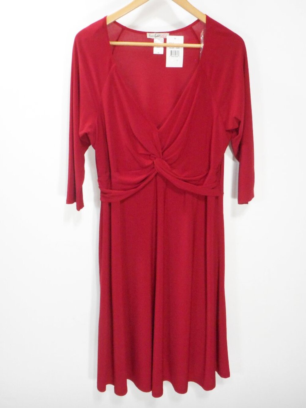 NWT Love Squared Women's Plus Size 1X Garnet Red V-Neck Dress Stretch 3/4 Sleeve